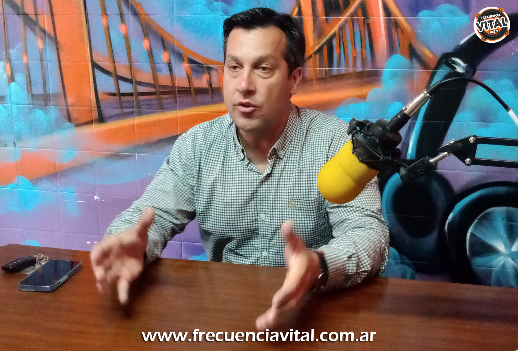 ROJAS:” SE PROMETIÓ QUE EL AJUSTE LO PAGABA LA CASTA POLÍTICA, LOS EMPRESARIOS PREBENDARIOS Y LOS PERIODISTAS ENSOBRADOS PERO HOY ESTAN TODOS ADENTRO CAGANDOSE DE RISA”